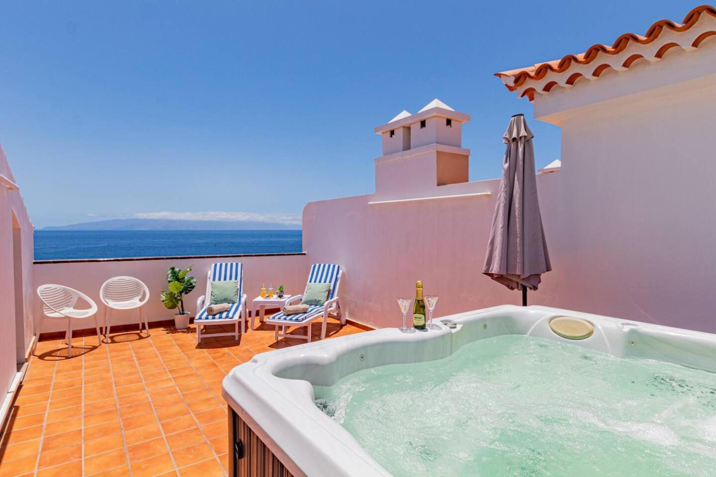 Penthouse Apt With Jacuzzi By Dream Homes Tenerife 圣地亚哥港 外观 照片