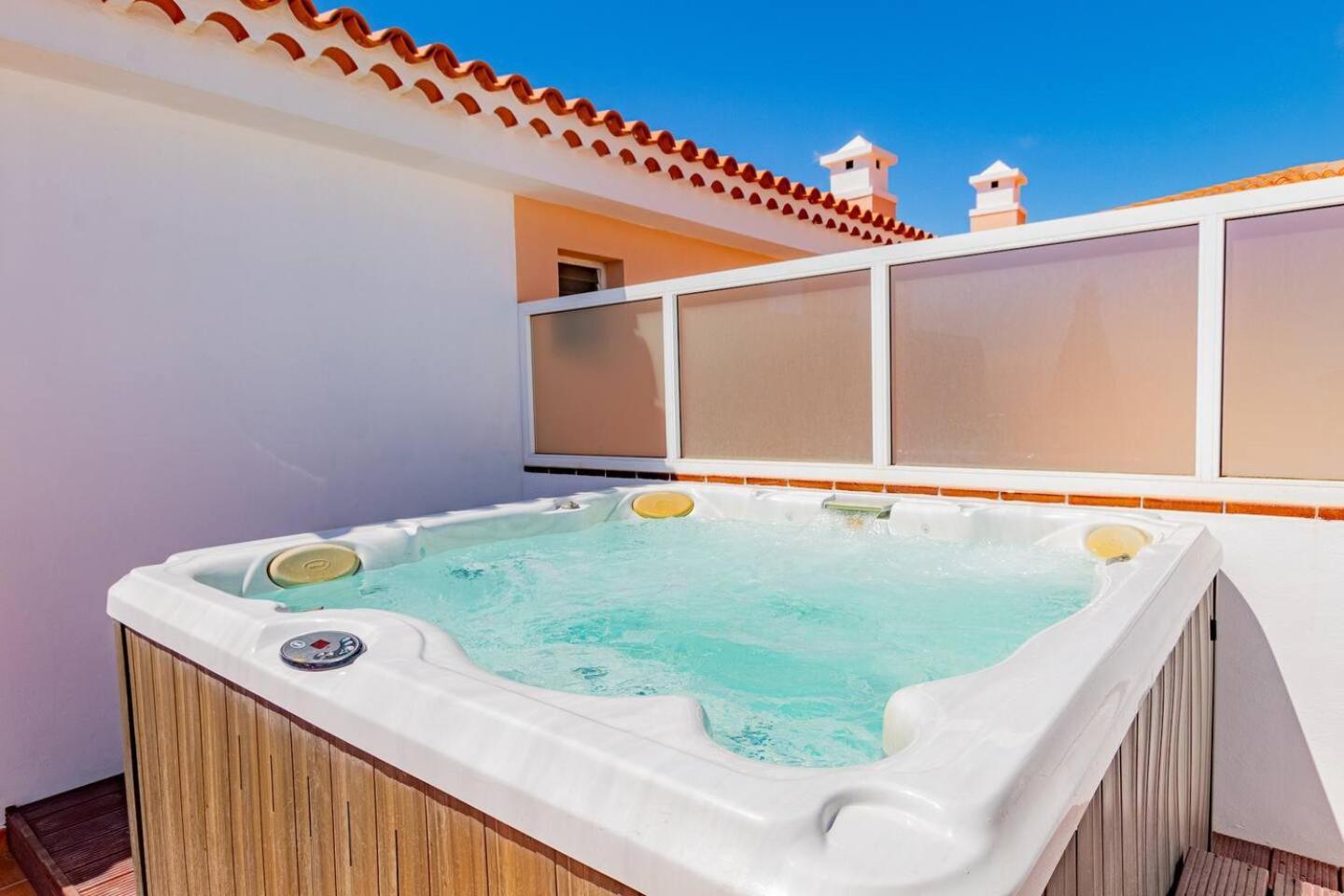 Penthouse Apt With Jacuzzi By Dream Homes Tenerife 圣地亚哥港 外观 照片